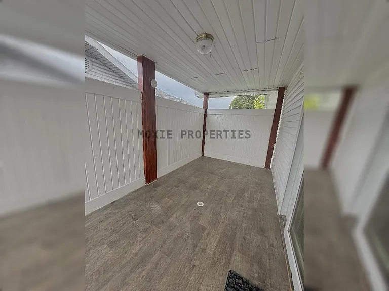 2114 N Buckeye St — Photo 7