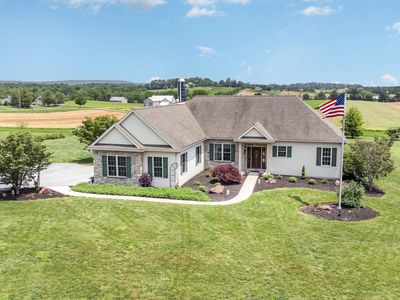 41 Fence Row Ln, Manheim, PA, 17545
