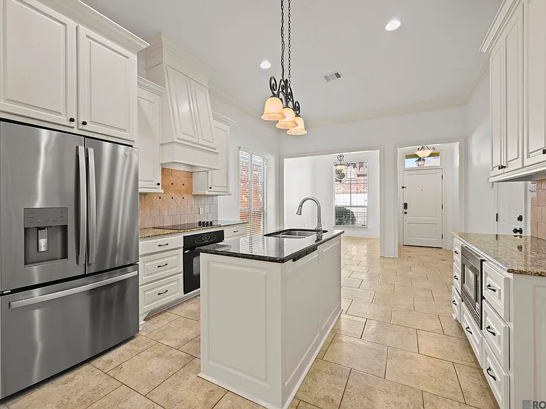 17514 Lake Willow Ave — Photo 5