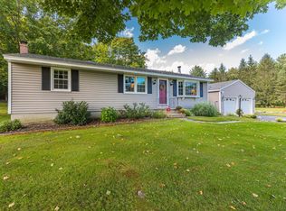 65 Packers Falls Rd, Newmarket, NH 03857