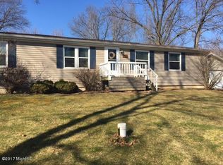 21864 McCain Ln, Edwardsburg, MI 49112