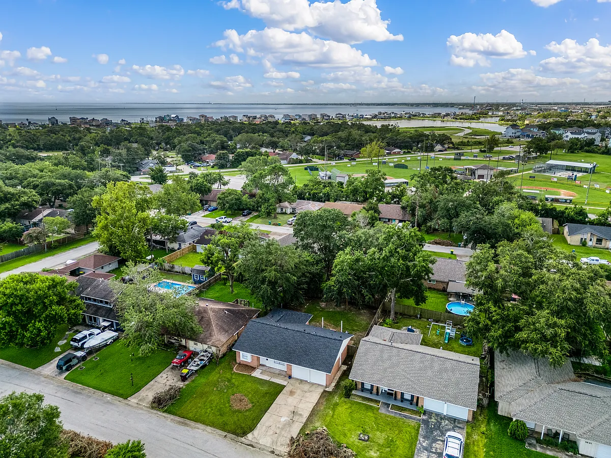 Building Photo - 1813 Bimini Way