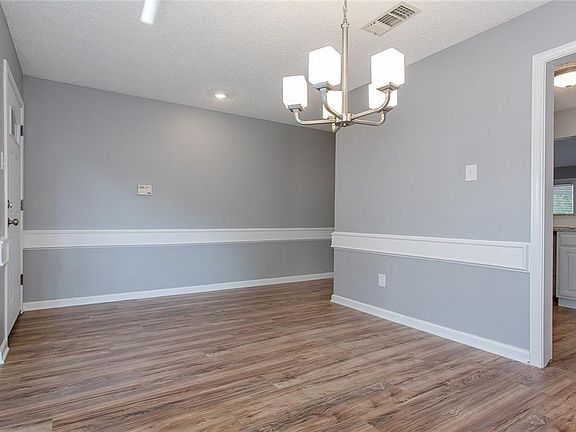 5th image of 1321 Sparrow Ct