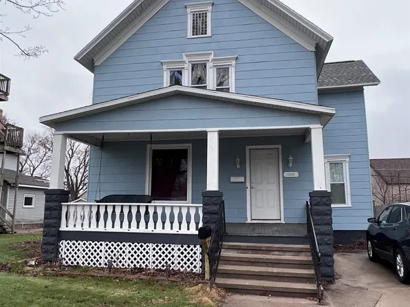 1009 Pierce Ave, Marinette, WI 54143