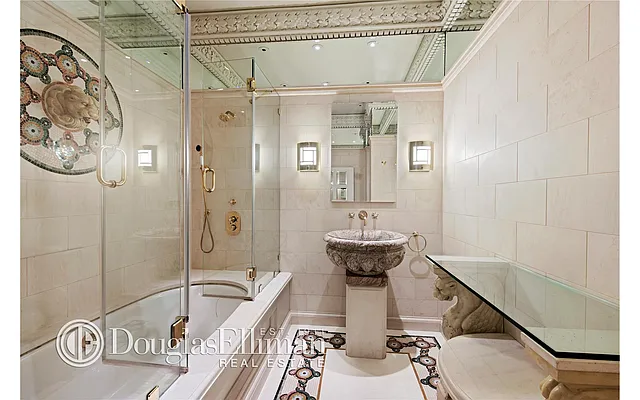 Sold by Douglas Elliman | media 22