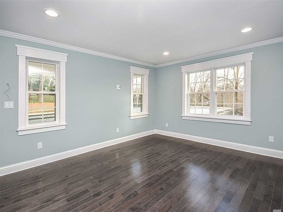 3rd image of 1 West St