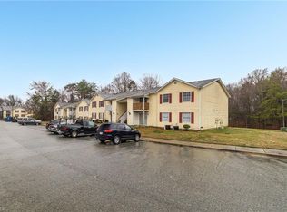 511 Mystic Dr APT E, Greensboro, NC 27406