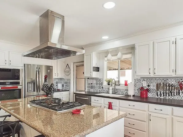 2600 E Allred Ave Lot R87, Mesa, AZ 85204
