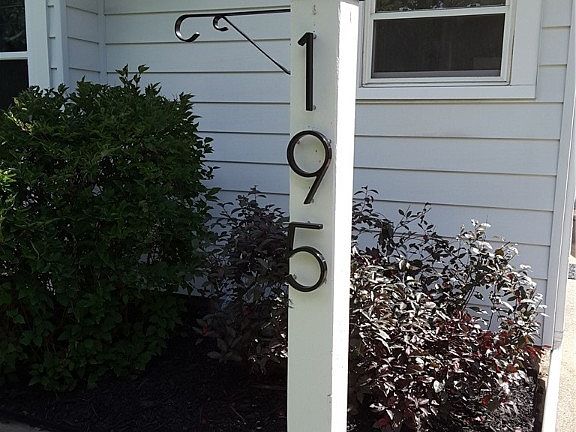 5th image of 195 Fair St