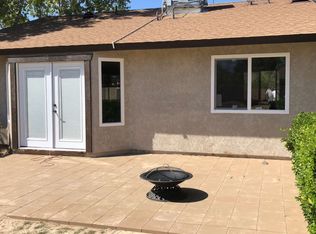 10940 Neola Rd, Apple Valley, CA 92308