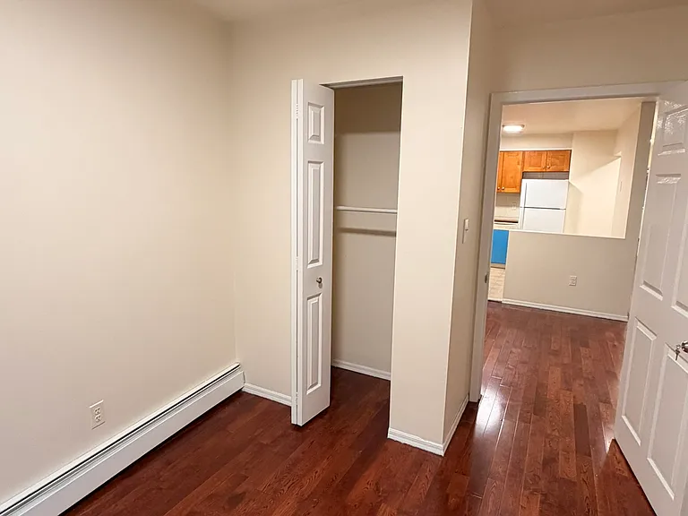 7630 Grand Central Pkwy #2 — Photo 7