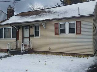 330 E 38th St, Erie, PA 16504