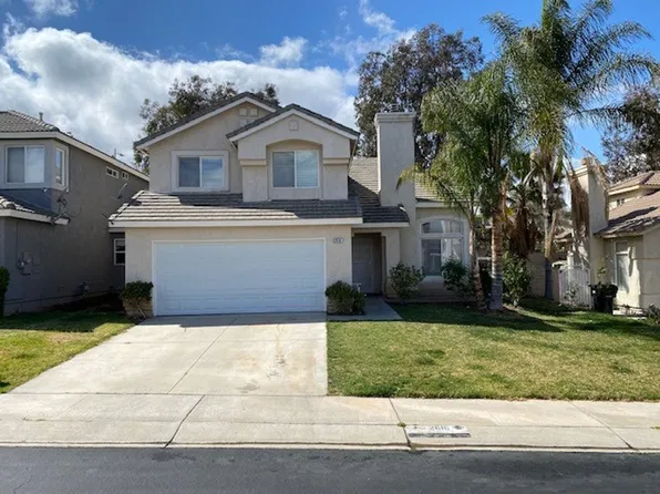 2616 Galisteo St, Corona, CA 92882