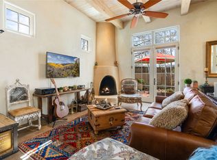 5 Cerro Gordo Rd #1A, Santa Fe, NM 87501