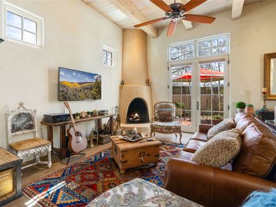 5 Cerro Gordo Rd #1A, Santa Fe, NM, 87501