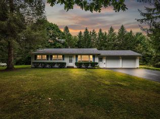 12174 Cooper Rd, Pleasant Lake, MI 49272