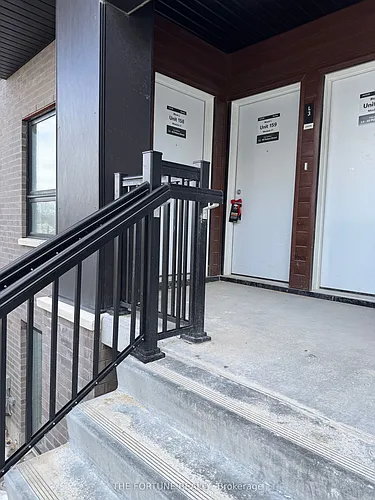 40 Palace St Photo 1