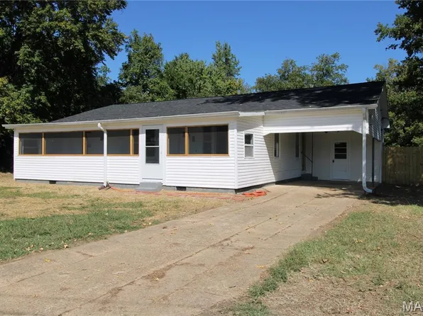 2307 Fair St, Poplar Bluff, MO 63901