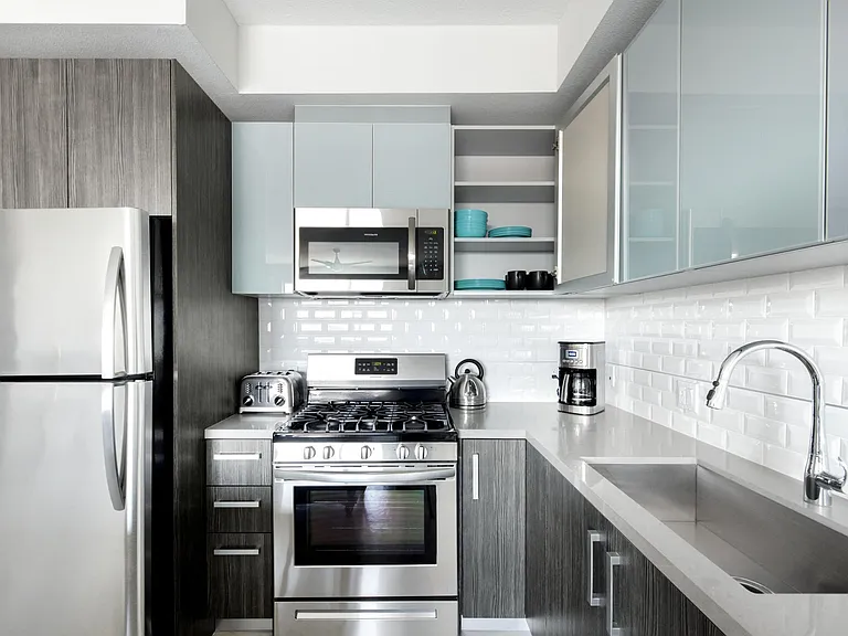 5100 Wilshire Blvd — Photo 97