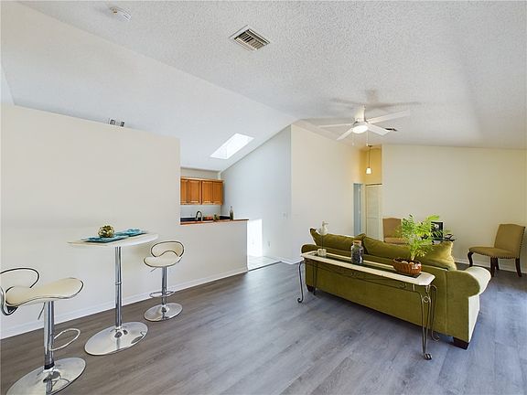 2nd image of 6256 Mirror Lake Ct #6256