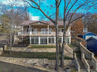 62194 E 246th Ln, Grove, OK 74344