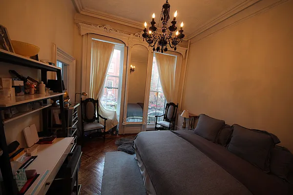 Rented by Bien Realty Ltd | media 61