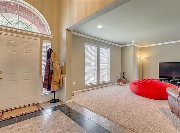 2nd image of 7514 Euclid Dr