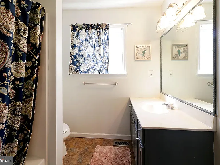 226 Amblewood Way — Photo 8