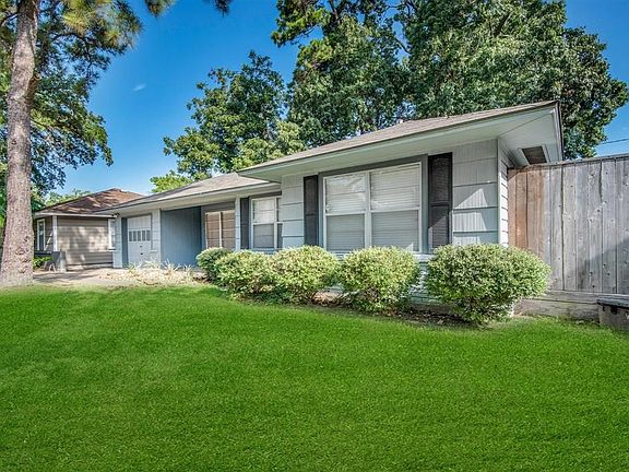 4th image of 2322 Saxon Dr