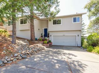 11894 Kingbird Ct, Penn Valley, CA 95946