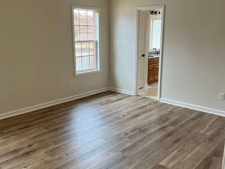 109 Fox Run Dr — Photo 11