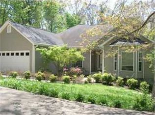 10078 Central Dr, Ooltewah, TN 37363