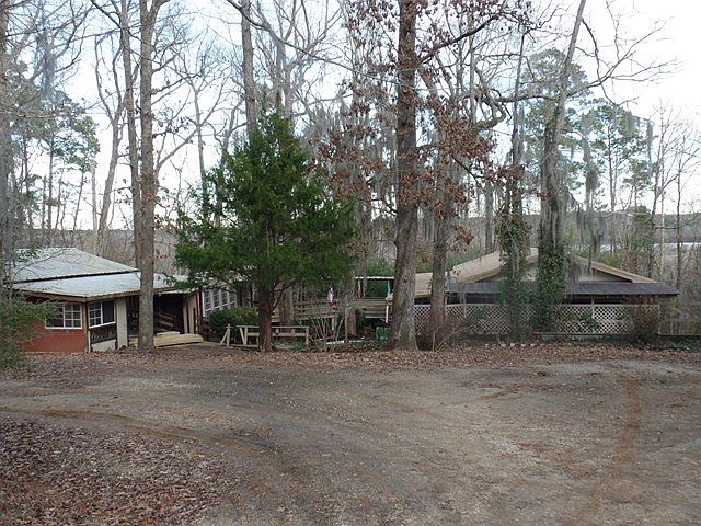 1st image of 262 Sleepy Hollow Dr