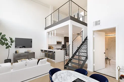 Floor plan 410