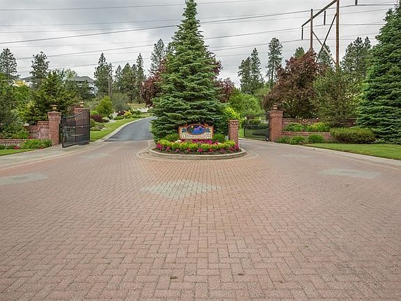 2nd image of 5804 N Cristy Ln