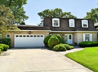 155 S Maple Ave, Hillside, IL 60162