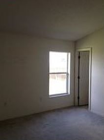 5th image of 1311 Laurel Glen Dr