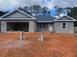 5603 Price Plantation Rd, Baker, FL 32531