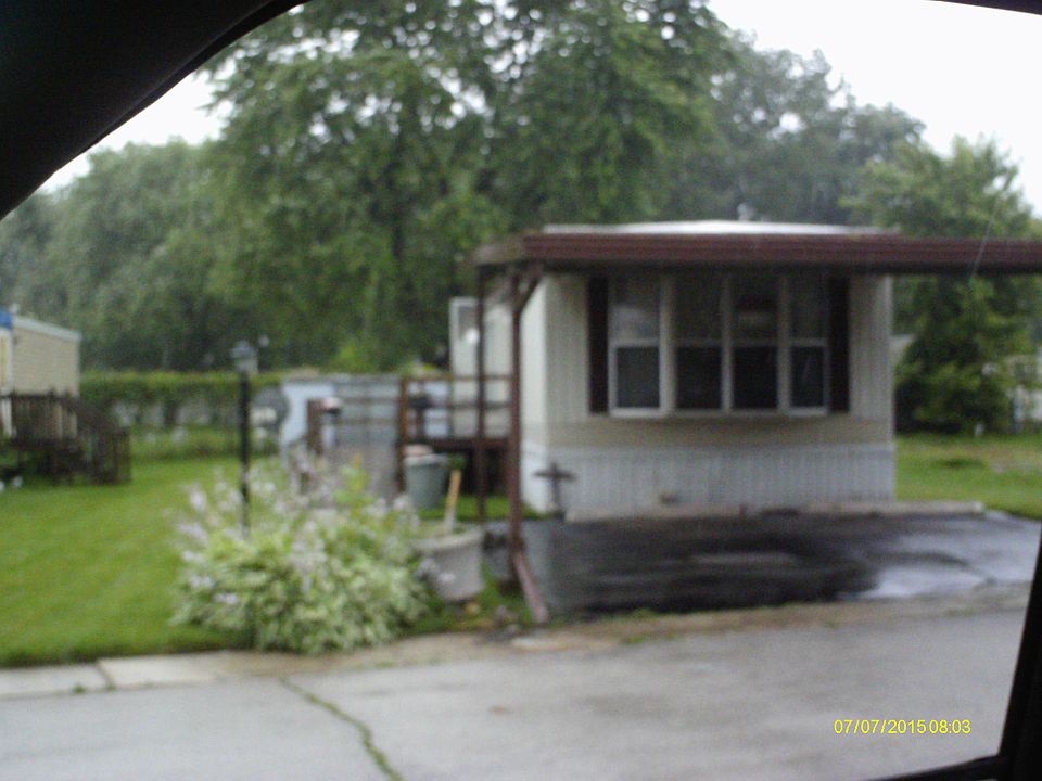 1st image of 156 Jennifer Ln
