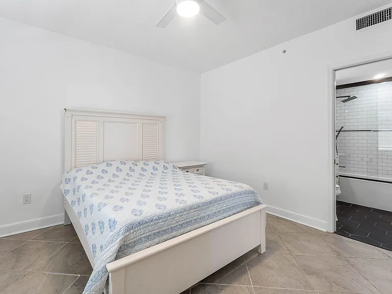 309 E Ocean Ave #103 — Photo 36