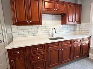 21 Wall St, Foxboro, MA 02035