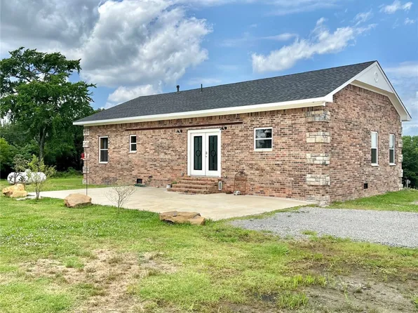 1487 W Hall Rd, Stuart, OK 74570