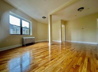 (Undisclosed Address), Yonkers, NY 10701