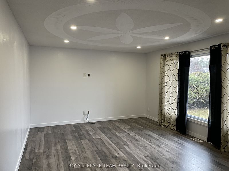 Ottawa House for rent - 3 Bedrooms — photo 3