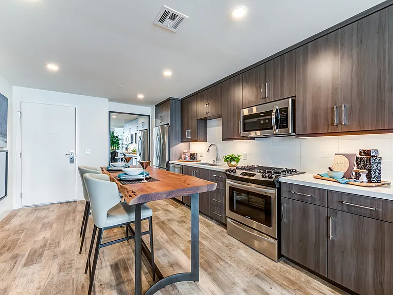 Amp Lofts — Photo 16