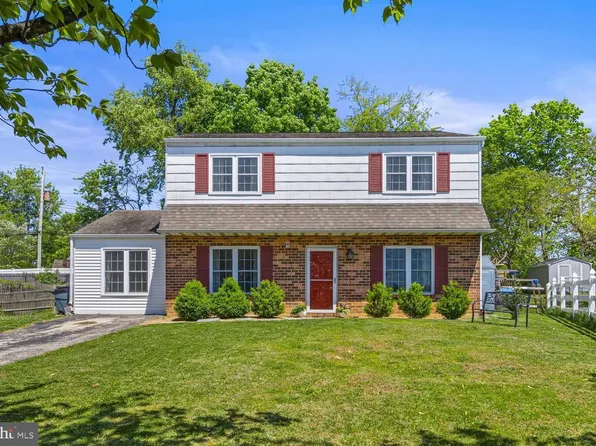 4 Devon Cir, Paoli, PA 19301