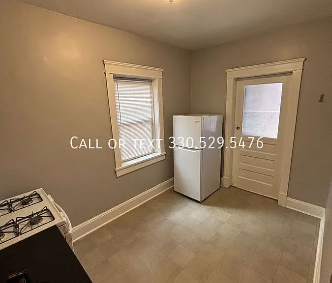 12933 Clifton Blvd #4 — Photo 13