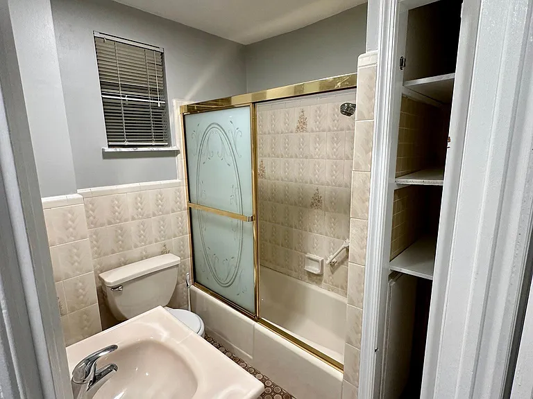 2313 S Mole St — Photo 14