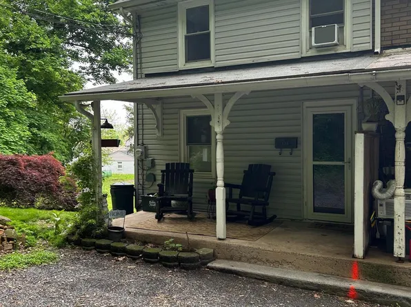 120 Hickory St, Coopersburg, PA 18036