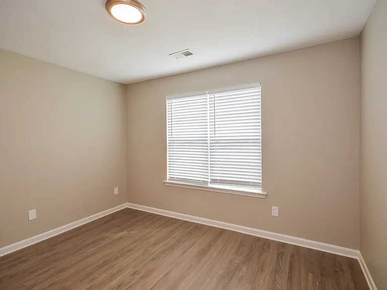 150 Creek Way — Photo 14